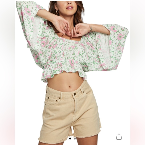 Chaser Long Sleeve Crop Top in Grey, Size Medium, NWT - Picture 16 of 17